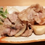 だし 和食 福もと - 豚肉、新玉ねぎ