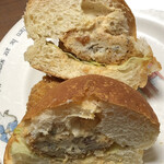 なかまちパン - タルタルフィッシュの断面