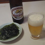 新来軒 - キリンラガー　６００円とサービスの韓国海苔