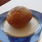 フレンチレストラン ミクニ サッポロ - パン；道産小麦と天然酵母のブール @2013/06/29