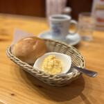Komeda Kohi Ten - ローブパンと手作りたまごペースト