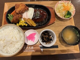 Sakaeya - ハンバーグとり唐揚定食