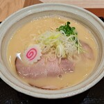 麺屋 NOROMA - 【鶏そば】900円