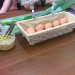 日の出製麺所 - 机