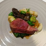 シェ ケンタロウ - 子羊のロースト・ホワイトアスパラ・モリーユ茸