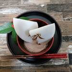 若狭屋久茂 - 割ってお湯を注いで食べるんです！(^.^)