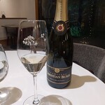 シェ ケンタロウ - ワイン①：シャンパン（クリスチャンブザン）