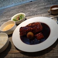 熱香森 - 葡萄と黒酢の特製酢豚ランチ