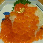 いろり庵 - イクラご飯（金箔のってます）