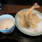 夜寿司 - 花御膳の天ぷらと茶碗蒸し