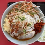 ラーメン もっけだの - 2023.2.1～冬季限定『旨辛ラーメン炎山ニンニク野菜マシマシ+ネギ』