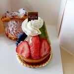 Pâtisserie Ruelle - フルーツタルト 450円