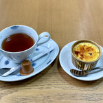 Sushidokoro Umeda - 食後にコーヒー又は紅茶が選べます。デザート付き