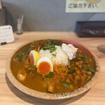 スパイスカレー あかつ亭 - 