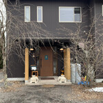 아지안테이블 몬카이 - 외관