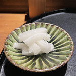 薪鳥新神戸 - 大根甘酢漬け