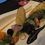 ポルトーネ - ・胡瓜とオクラのジュレ・山口県萩産　イサキのキミュイ・海老の低温調理～竹炭と雲丹のソースで～