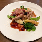 La cuisine de UOTAMA - 栗豚のグリル　赤い果実のソース