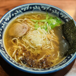 麺工房 隠國 - 隠國らぁ麺 醤油味 ¥650-