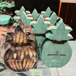 Honolulu Cookie Company - ◎パイナップル・シェイプ・ボックス・ラージ（20枚入り）