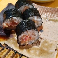 自家製粉石臼挽きうどん 青空blue 本店 - ブリの細巻き