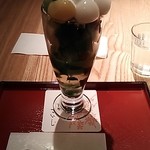 Sabou Koishi - 抹茶パフェ（980円）、抹茶アイスの味が濃い。抹茶のわらびもち（？）も入っています。