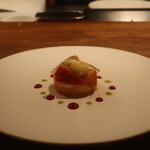 IZA - 赤海老と苺のマリネ