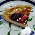 アルノー・ラエール パリ GINZA SIX店 - フランバニーユ⭐️舌にもまるい卵感❤️濃厚カスタード⭐️大きいカットでコスパ大将❣️