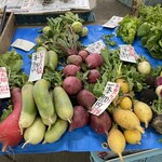 秋本 - 駅から歩いてすぐの鎌倉市農協連即売所には鎌倉野菜