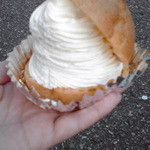 ケーキハウス・フレーズ - シュークリーム：１４０円（税込）【２０１１年１１月撮影】