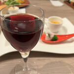 ベッロカンパーニャ - グラスワインの赤