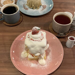 スイーツ カフェ キョウト ケイゾー - わがままショートケーキ、和栗の10分モンブラン