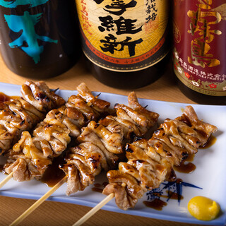 Excellent freshness! Everyone loves [Grilled offal and Yakitori (grilled chicken skewers)]