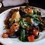 ワイン食堂 イナセヤ キッチン - サワラと万願寺唐辛子グリル