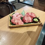 焼肉一心たん助 旦 - 