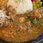 Sousaku Curry Manos - 和からし甘醤油の煮玉子ポークCURRY