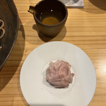 らぁ麺 飯田商店 - 鰹昆布出汁水としゃぶしゃぶ肉
