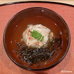 御料理 寺沢 - 毛蟹の真薯と寒布海苔の椀物