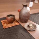 蕎麦前 中手 とうは - 日本酒