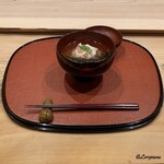 御料理 寺沢 - 毛蟹の真薯と寒布海苔の椀物