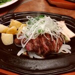 肉の万世 - 和風おろしステーキ