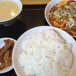 龍華飯店 溝ノ口店 - 麻婆豆腐定食 780円