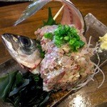 居酒屋ほんま - アジのたたき（490円）