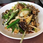 中華工房おかげさま - とり肉野菜のネギまぶし炒め