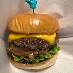 中目黒 Burger Factory - チーズバーガー