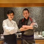馳走 啐啄一十  - 平野寿将氏と沼本憲明氏
      この日はプロフェッショナルな2人の共演
      牛肉ってこんな味わいでこんなに胃袋に負担が来ないのかと目から鱗が落ちました
      才能と才能がセッションすると芸術性の高い味わいが誕生しますね
