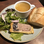 404 nf - サラダ　スープ　パン
