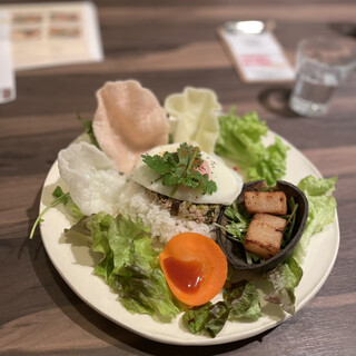 バニアンツリー_0