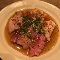 炭火焼肉ホルモン うしごろ 中目黒店 - 