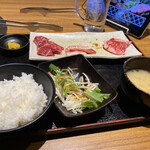 Yakiniku Kura - 